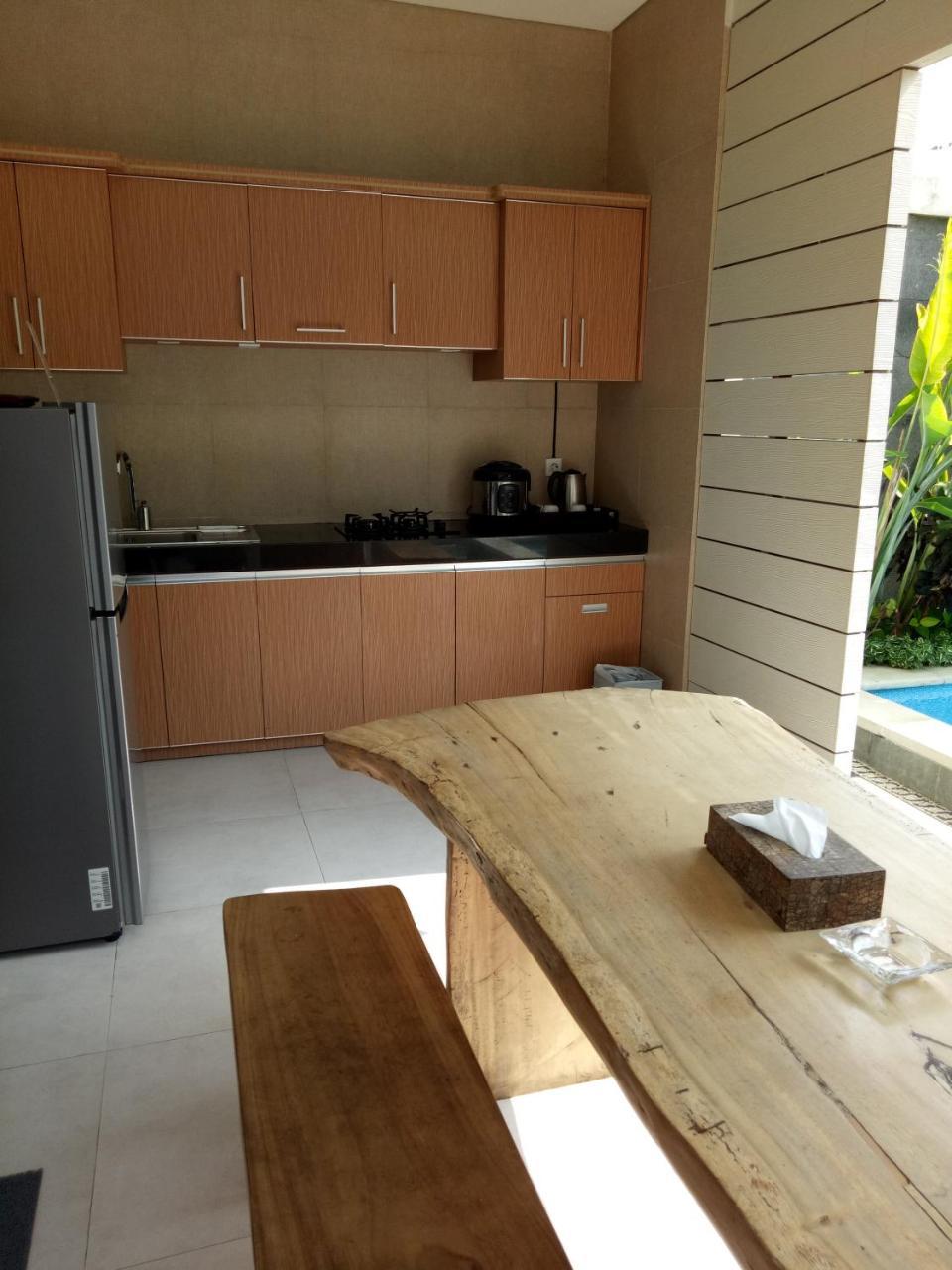 The Surya Kuta Villa Exterior photo